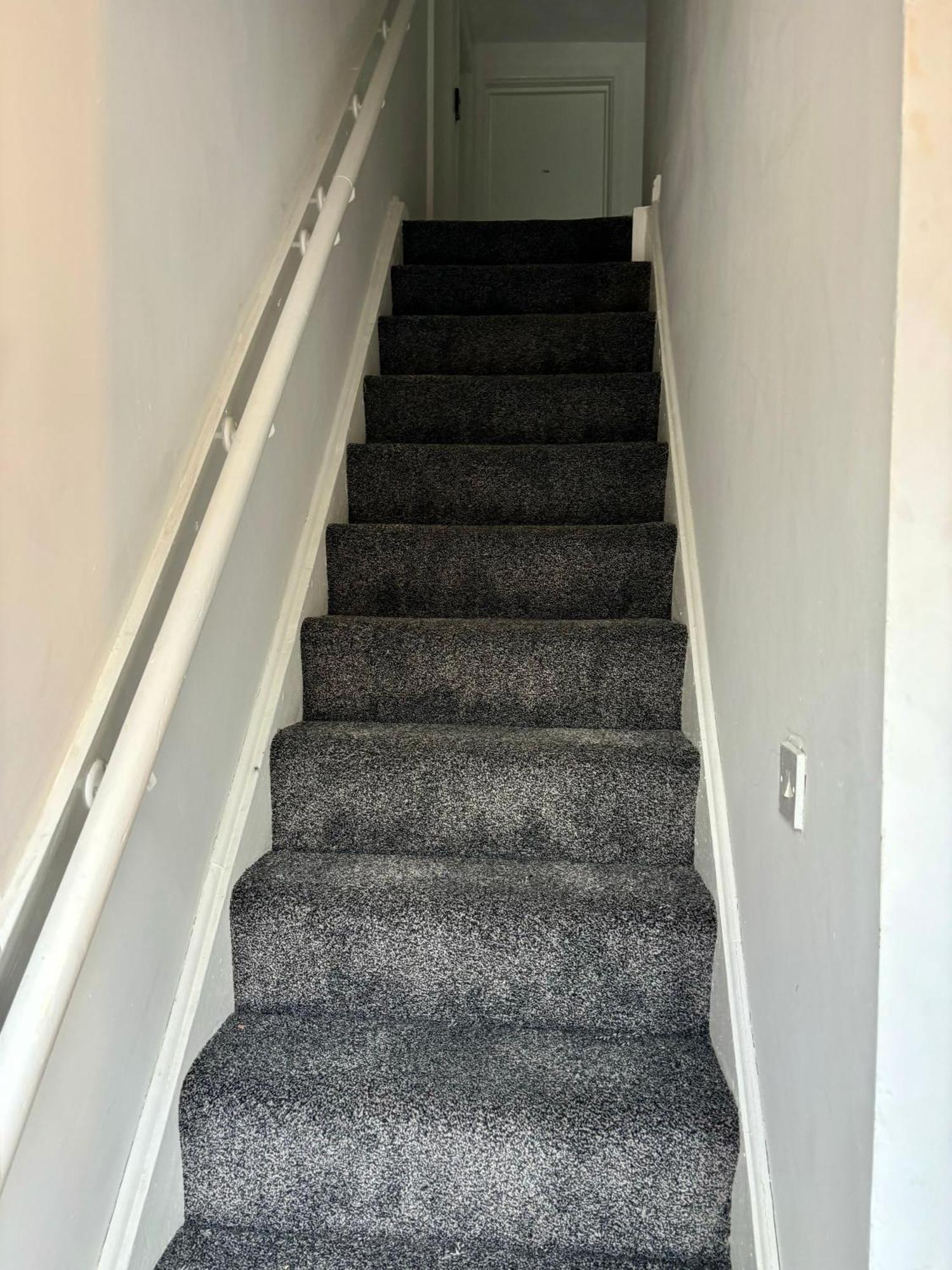 Stainless Guests House Hotell Dudley Eksteriør bilde