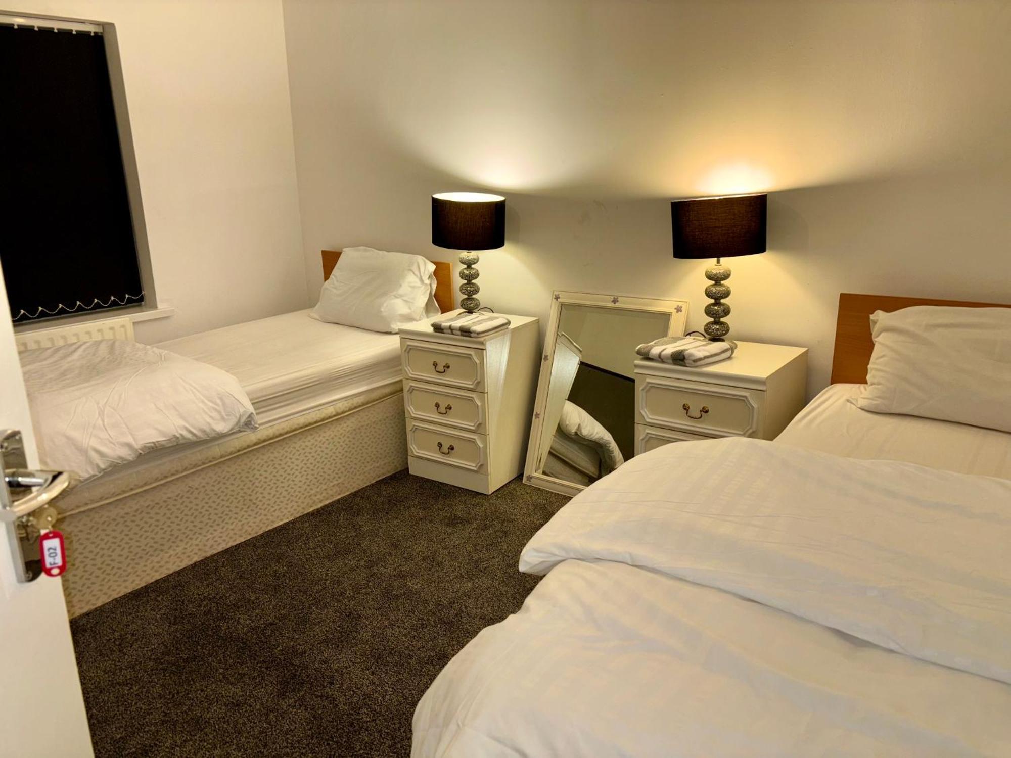 Stainless Guests House Hotell Dudley Eksteriør bilde